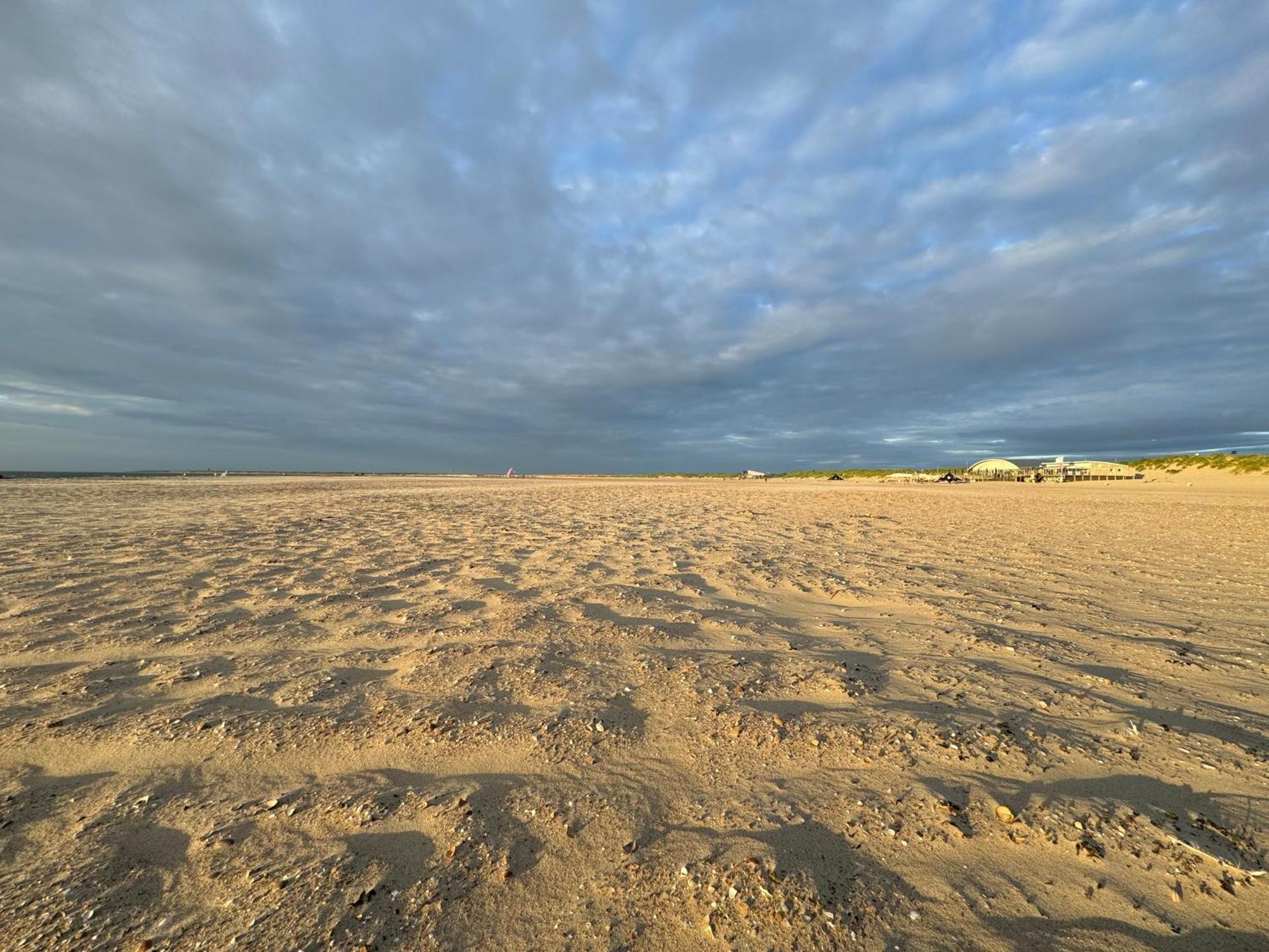 Huebsches Ferienhaus In Ouddorp - Fusslaeufig Zum Strand Und Zentrum Екстер'єр фото